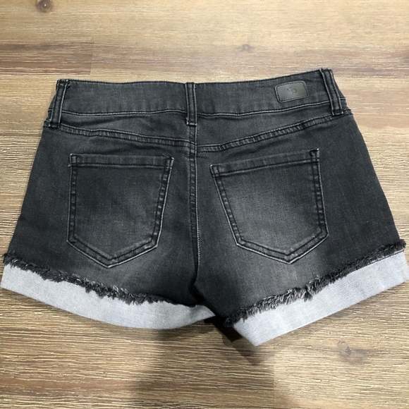 black jean shorts - Picture 2 of 2